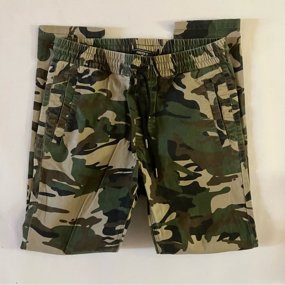 FOREVER 21 DRAWSTRING SKINNY PANTS SIZE M CAMOUFLAGE ELASTIC WAISTBAND - Picture 3 of 4